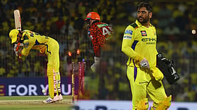 CSK vs SRH: ஆடத் தெரியாத பேட்டர்கள்; அடைக்க முடியாத ஓட்டைகள்; திணறும் தோனி- CSK எப்படி வீழ்ந்தது?