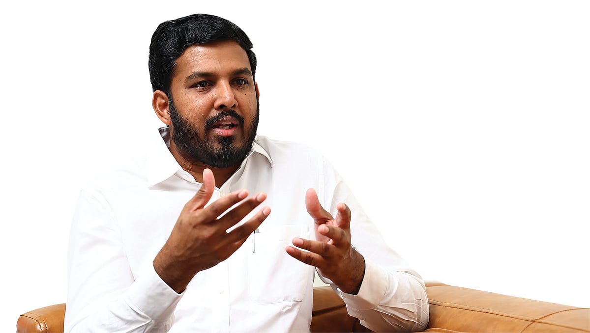 விசிக: ``யாருக்கு எப்போது எப்படி வாய்ப்பளிக்க வேண்டும் என்பது.! - ஆளூர் ஷா நவாஸ் விளக்கம்!