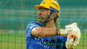 Dhoni: "5 ஐபிஎல் டிராபி கிரெடிட்டும் தோனிக்கு மட்டும்தான்" - இந்திய முன்னாள் வீரர் புகழாரம்