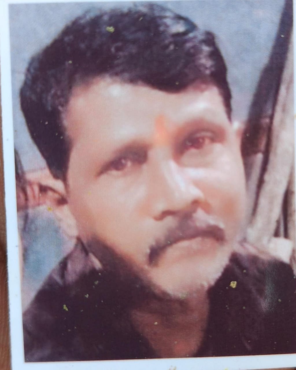 தேனி : போலி நகை விற்பனை செய்தவர் கொன்று புதைப்பு; 7 பேர் கைது - நடந்தது என்ன?