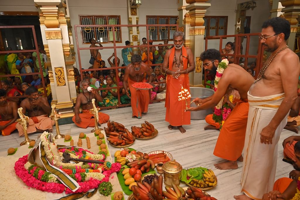ஸ்ரீ எட்டெழுத்து பெருமாள் கோயில் சித்திரை 18-ஆம் பெருக்கு திருவிழா 