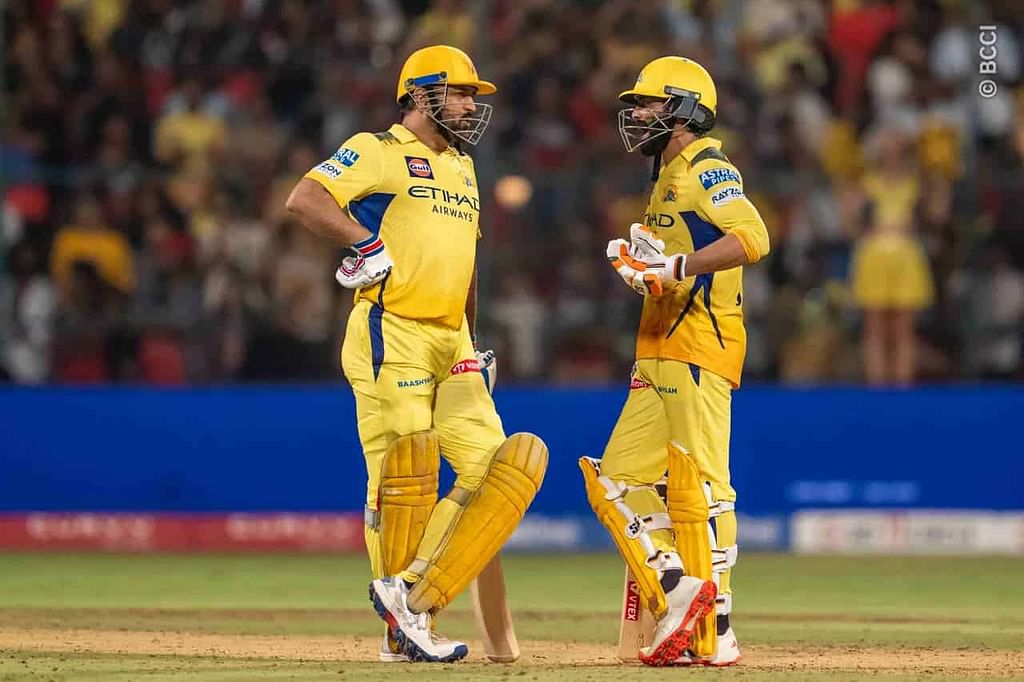 Dhoni & Jadeja