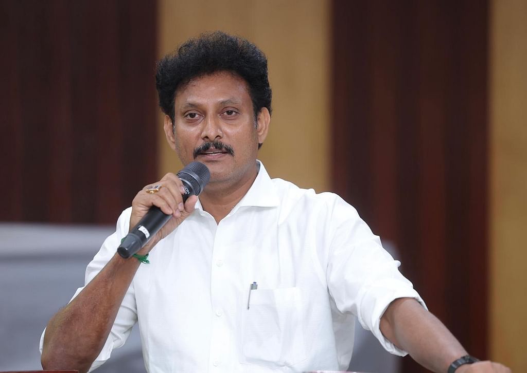 அன்பில் மகேஸ்
