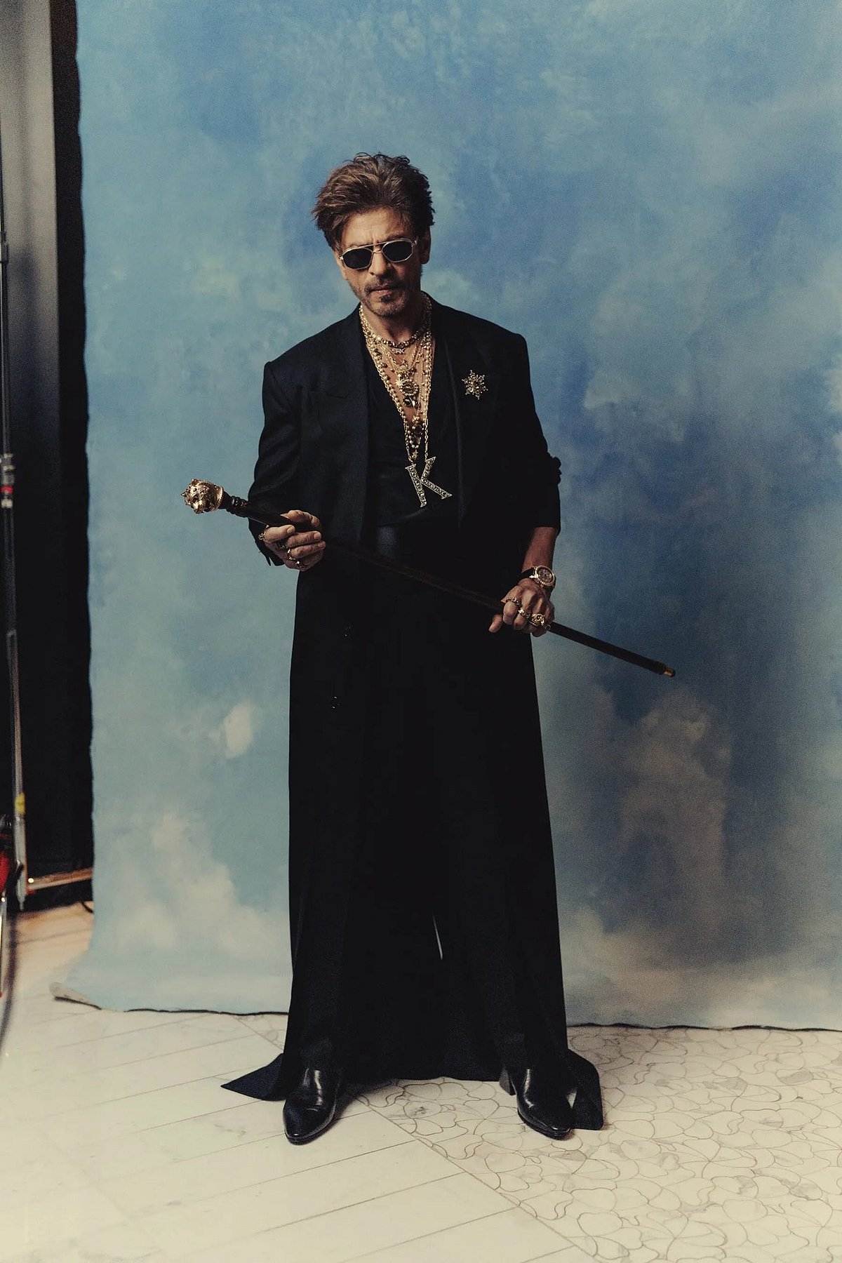 Shah Rukh Khan: MetGala காஸ்ட்யூமில் கலக்கும் பாலிவுட் ஸ்டார் ஷாருக் கான் | Photo Album