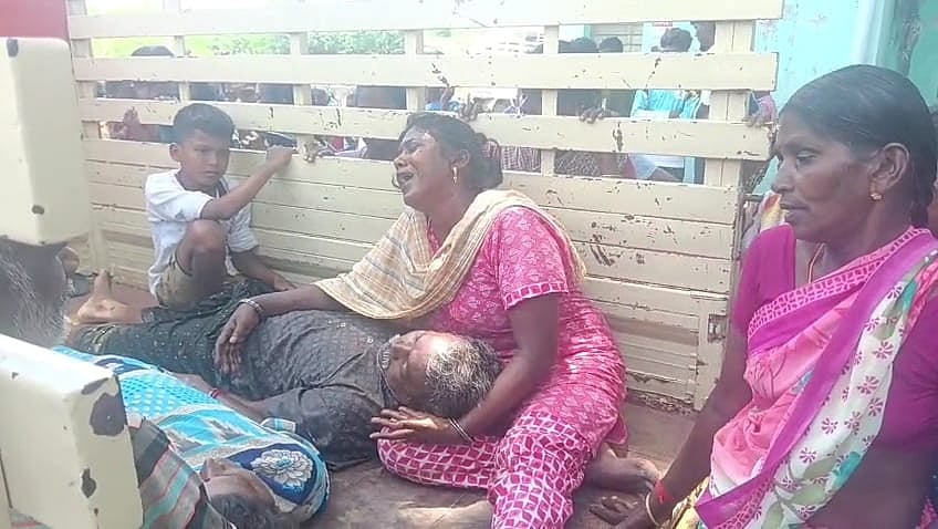 சாத்தூர்: கிணற்றில் தவறி விழுந்த பெண்; காப்பாற்ற முயன்ற கணவன், மாமியாருக்கு நேர்ந்த சோகம்