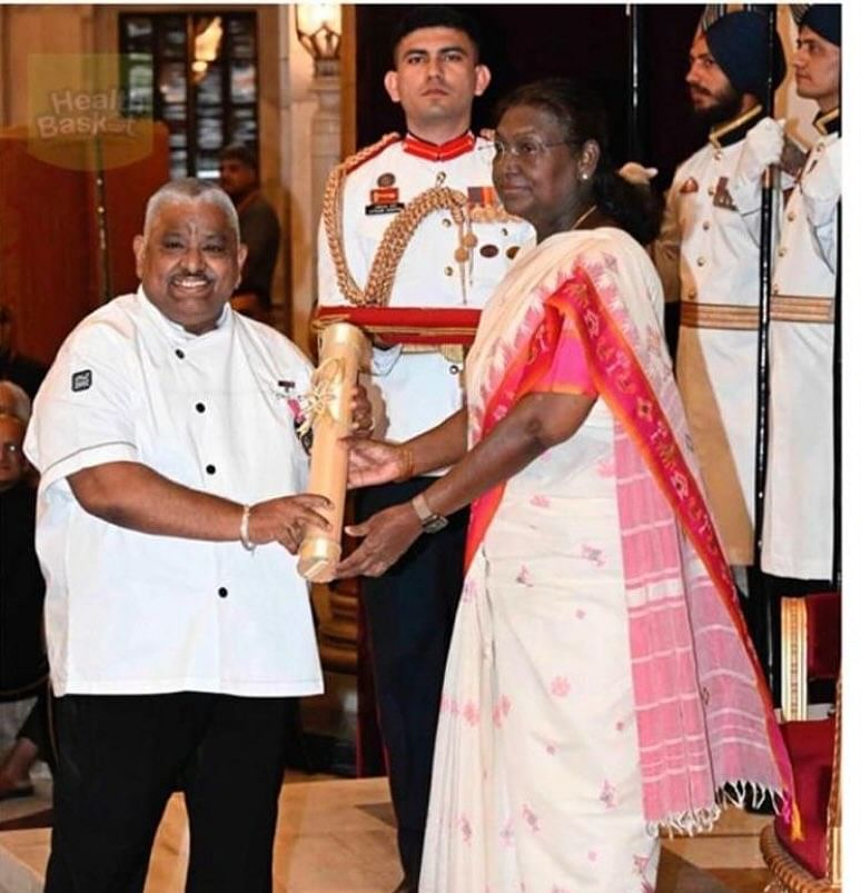 விருது பெறும் செஃப் தாமு