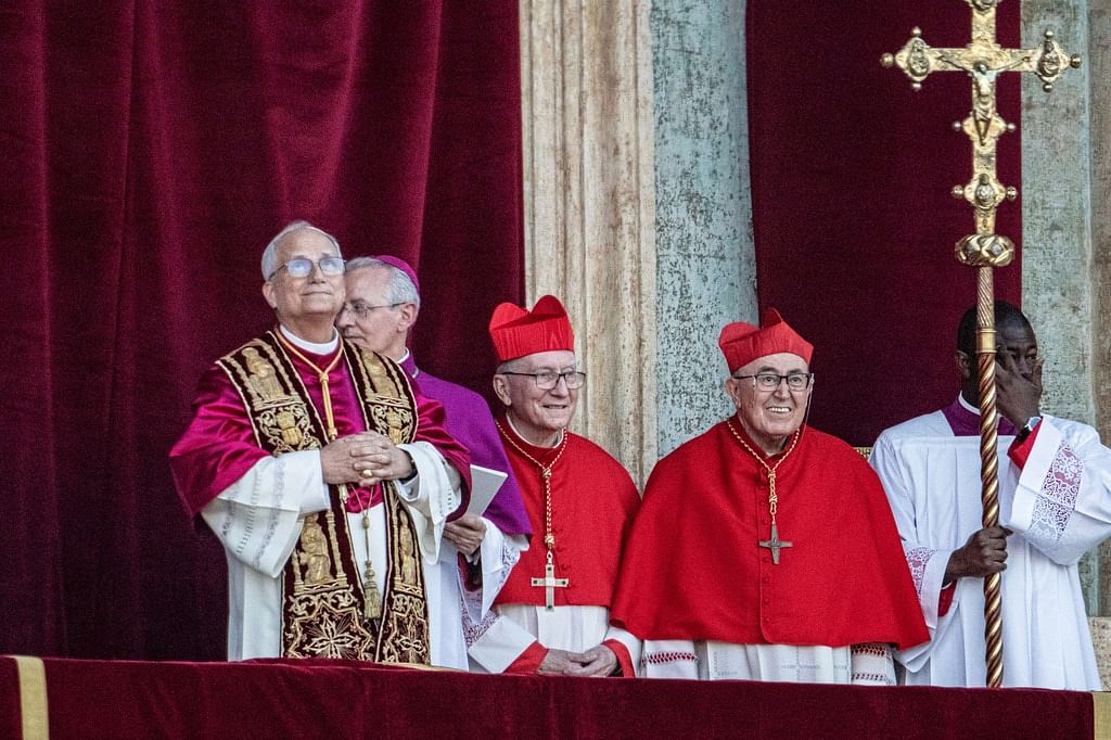 Pope-:-கார்டினலான-ஒரே-ஆண்டில்-போப்பாக-தேர்வு;-யார்-இந்தப்-புதிய-போப்-14-ம்-லியோ?