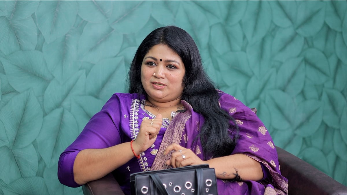 அம்மா கேரக்டருக்கு ஏன் ஹீரோயின் மாதிரி இருக்கணும்னு கேட்குறீங்க? - சின்ன மருமகள் கெளரி ஜானு
