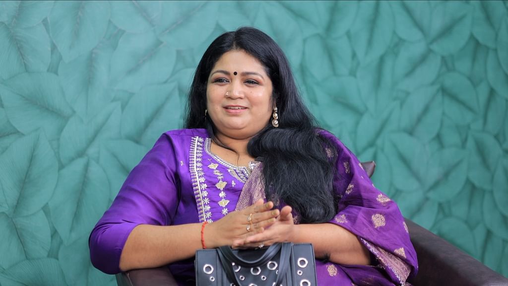 `சின்ன மருமகள்' கெளரி ஜானு