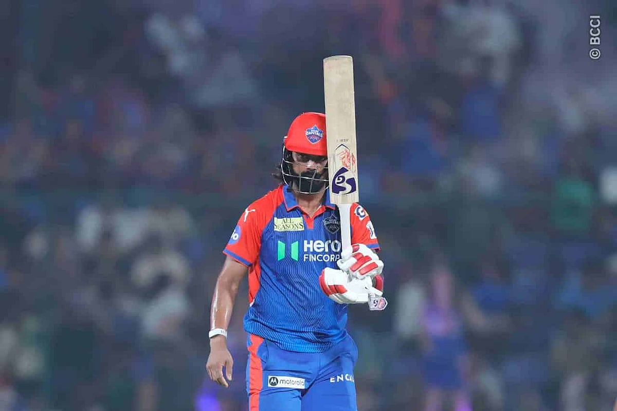 KL Rahul : திணறிய டெல்லி; க்ளாஸாக ஆடி சதமடித்த கே.எல்.ராகுல்!