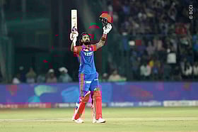 KL Rahul : 'திணறிய டெல்லி; க்ளாஸாக ஆடி சதமடித்த கே.எல்.ராகுல்!