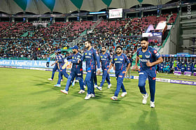 LSG vs SRH : 'லக்னோவை ப்ளே ஆஃப் ரேஸிலிருந்து வெளியேற்றிய அந்த 5 ஓவர்கள்!' - என்ன நடந்தது?