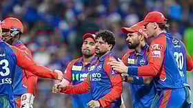 IPL : விக்கெட்டில் செஞ்சுரி போட்ட குல்தீப்; 100 விக்கெட்டுகள் வீழ்த்திய மற்ற ஸ்பின்னர்கள் யார் யார்?