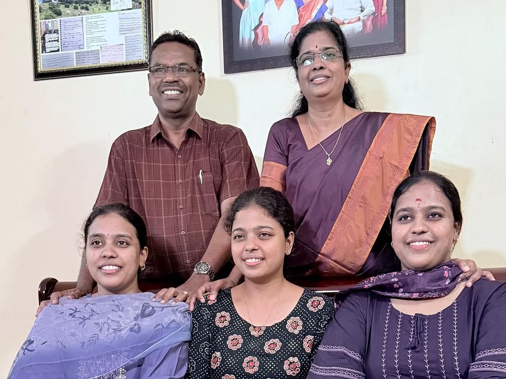 கவிஞர்கள் மு.முருகேஷ் - அ.வெண்ணிலா குடும்பம்