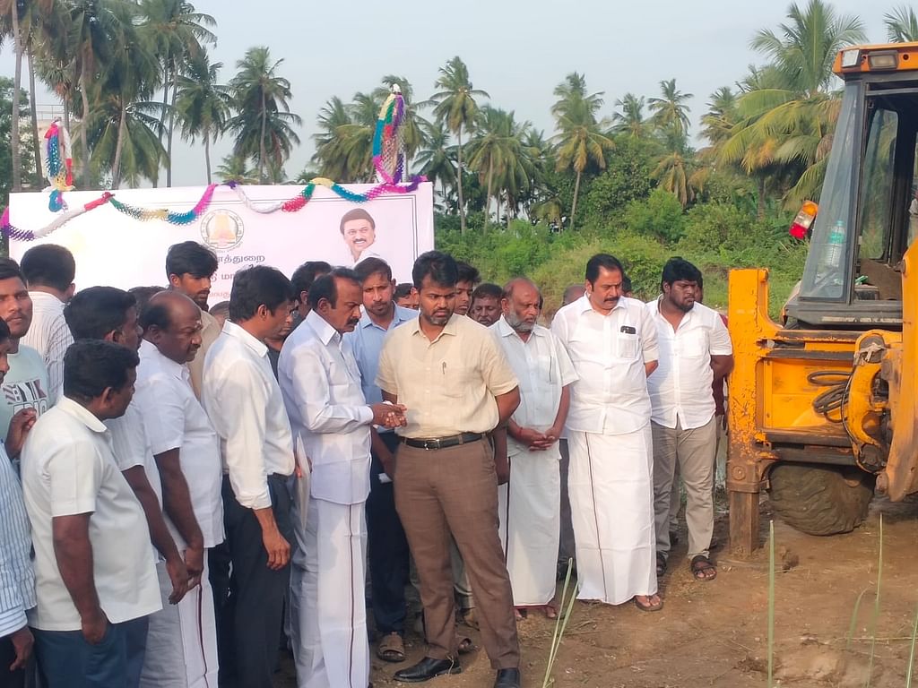 தமிழக வீட்டு வசதித்துறை மற்றும் மதுவிலக்கு ஆயத்தீர்வை துறை அமைச்சர் முத்துசாமி
