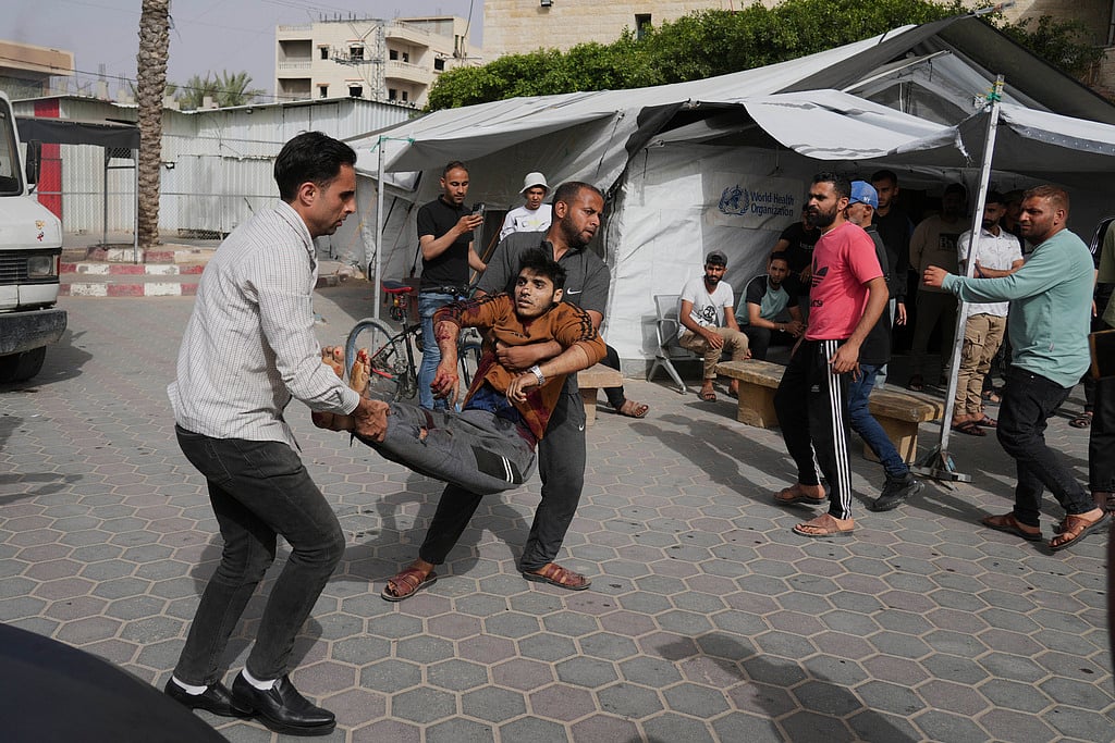 Gaza: இஸ்ரேலின் கொடூர தாக்குதல்... பெண் மருத்துவரின் 10 குழந்தைகளில் 9 பேர் பலியான சோகம்