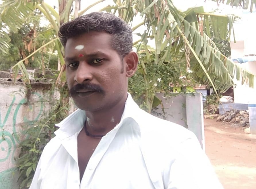 குடிபோதையில் தகராறு; பணம் தர மறுத்த தந்தையை கொடூரமாக கொலை செய்த இளைஞர்
