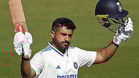 8 ஆண்டுகளுக்குப் பிறகு கிடைத்த சான்ஸ்; இங்கிலாந்தில் சதத்துடன் கரியரை மீண்டும் தொடங்கிய Karun Nair!