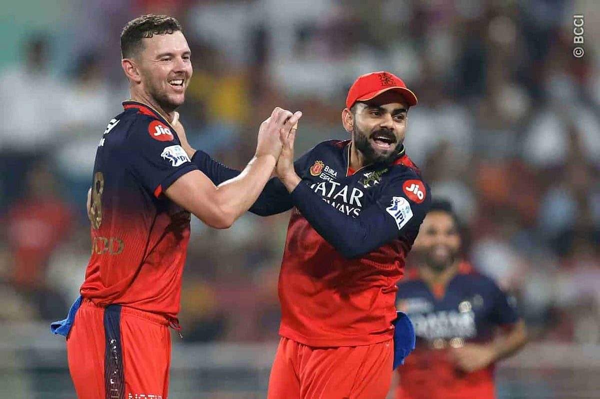 RCB : இந்த வெற்றிக்காக 18 ஆண்டுகள் காத்திருந்தனர் - தினேஷ் கார்த்திக் நெகிழ்ச்சி