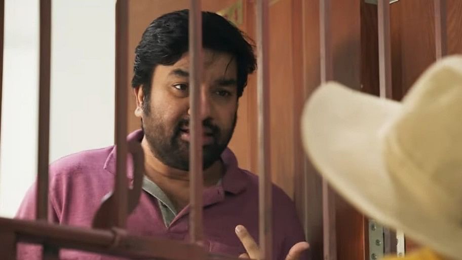 Paradhu Po Teaser