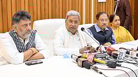 RCB event stampede: "11 பேர் உயிரிழப்பு; கொண்டாட்டத்தைவிட பாதுகாப்பு.." - இழப்பீடு அறிவித்த முதல்வர்