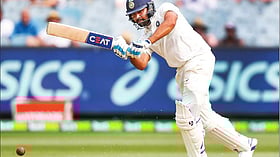 Rohit: "ODI-ல் 264 அடித்தபோது என் தந்தை உற்சாகப்படவில்லை; ஆனால் டெஸ்ட்டில்..." - நெகிழும் ரோஹித்