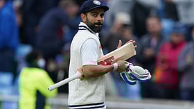 Kohli: ``அவர் அதை உணர்ந்துவிட்டார்!'' - கோலியின் ஓய்வு குறித்து ஆஸி முன்னாள் கேப்டன்