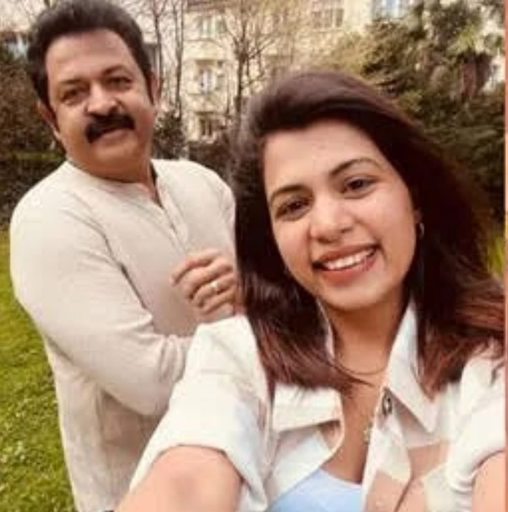 Kerala: `பெண் ஊழியரை கடத்தி, மிரட்டல்? - போலீசார் வழக்கு பதிவு.. நடிகர் கிருஷ்ணகுமார் சொல்வதென்ன?