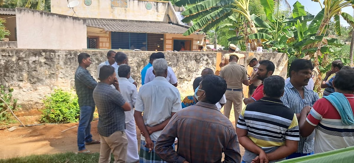 நாமக்கல் மூதாட்டி கொடூர கொலை... மர்ம நபர்களைப் பிடிக்க எட்டு தனிப்படைகள்; காவல்துறை என்ன சொல்கிறது?