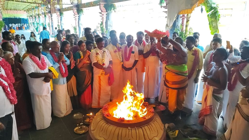 அன்புமணி - ராமதாஸ் இணைவதற்கு நடந்த யாக பூஜை
