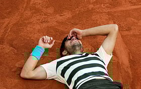 Carlos Alcaraz : 'ஐந்தரை மணி நேர யுத்தம் - சின்னரை வீழ்த்தி பிரெஞ்சு ஓபனை தக்கவைத்த அல்கரஸ்!'