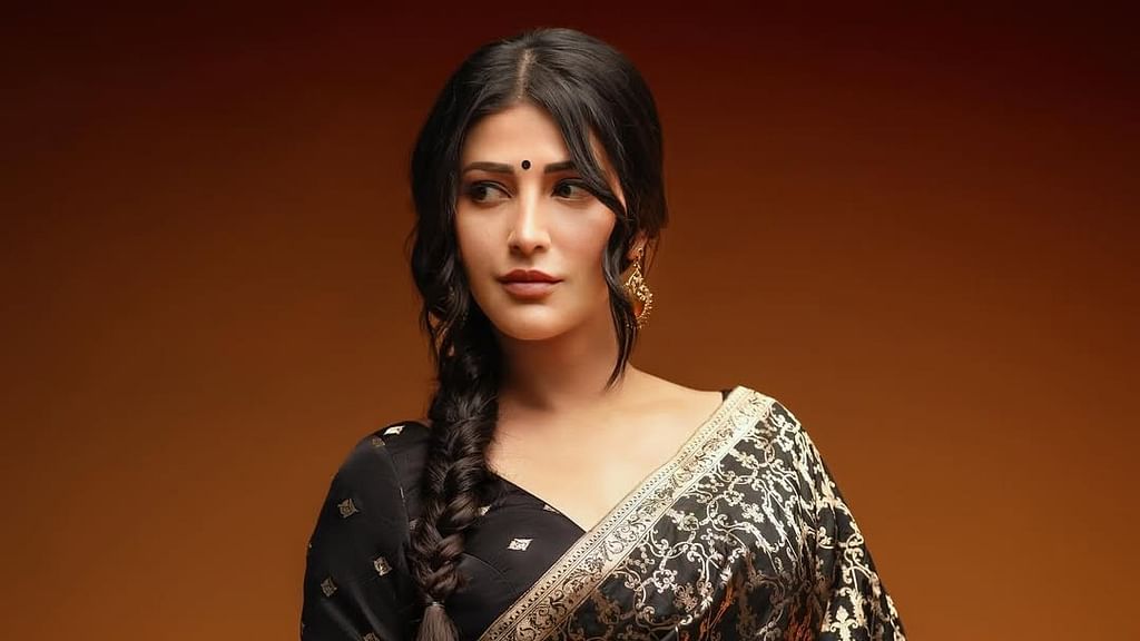 Shruti Haasan - Vinveli Nayaga