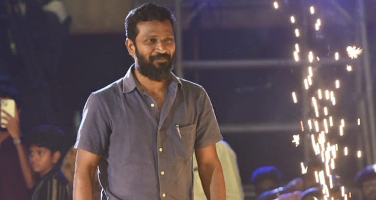 `சீக்கிரம் சொல்கிறேன்; ஆனால் தனுஷ் சார் சொன்னது கன்ஃபார்ம் - வெற்றிமாறன் |  Ananda Vikatan Awards