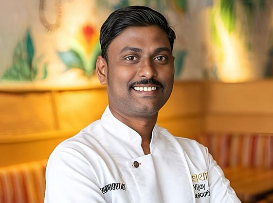 `என்னைப் போன்ற ஒருவருக்கு இந்த விருது..!&rsquo; அமெரிக்காவில் சமையல் ஆஸ்கர் விருதைப் பெற்ற மதுரை பையன்