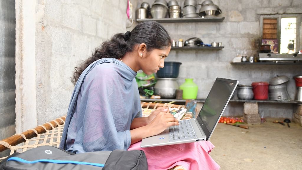 பழங்குடியின மாணவி ராஜேஸ்வரி