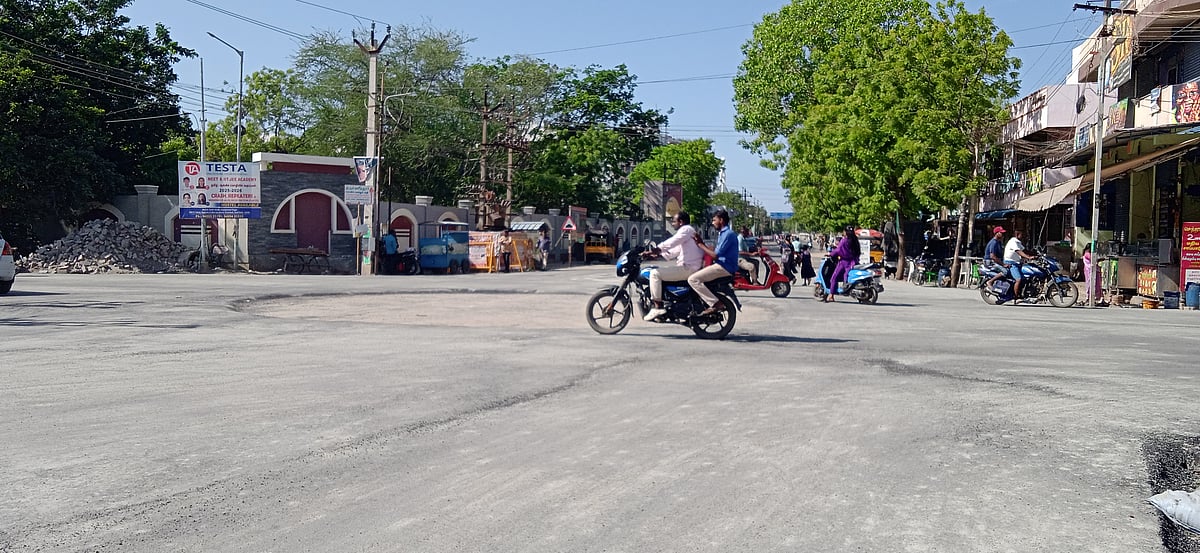 தூத்துக்குடி: சுட்டிக்காட்டிய விகடன்; விறுவிறுவென தொடங்கிய ரவுண்டானா பணிகள்!