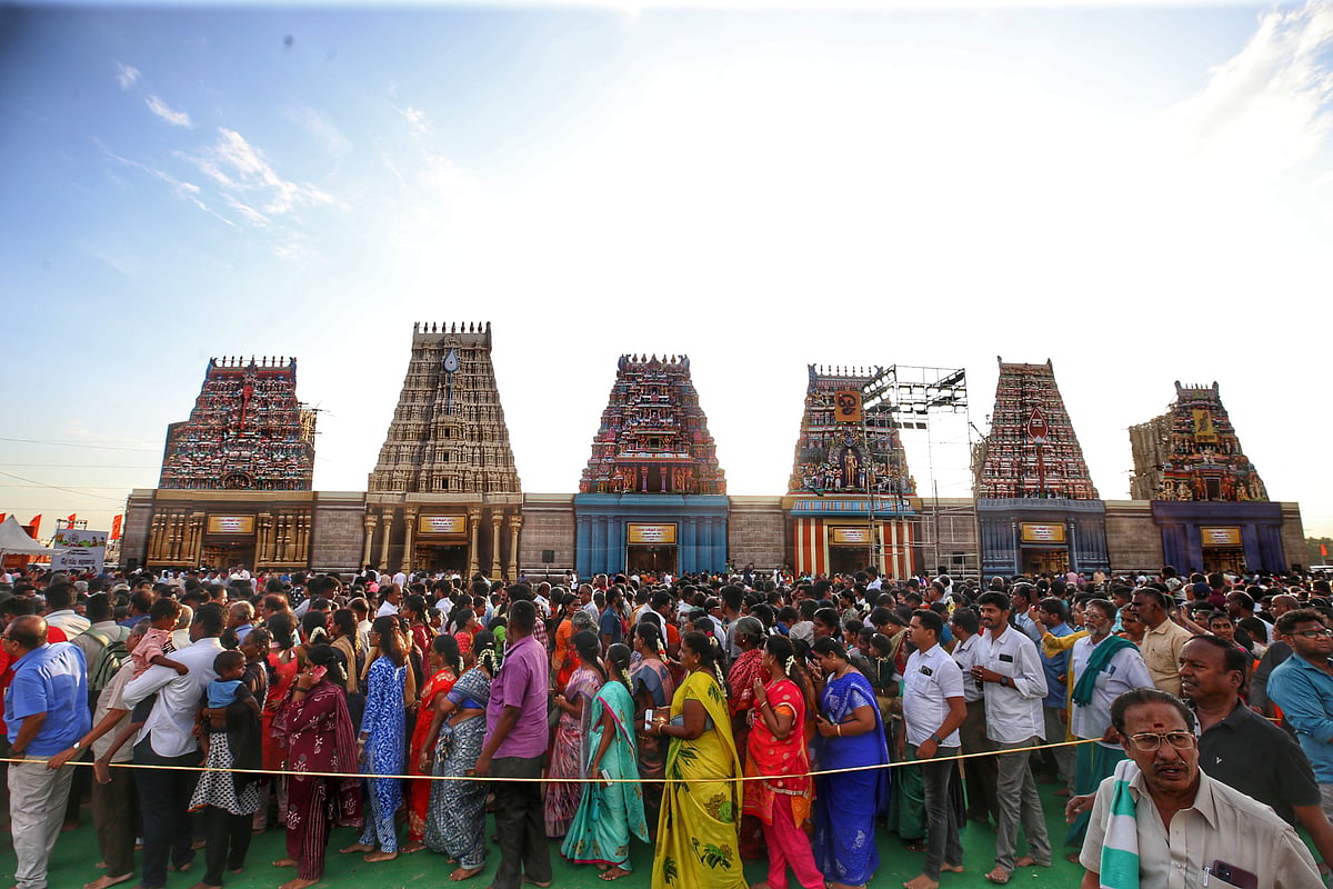 முருக பக்தர்கள் மாநாடு முடிந்த பின் தமிழகத்தில் தேசிய ஜனநாயகக் கூட்டணி ஆட்சி - எல்.முருகன்