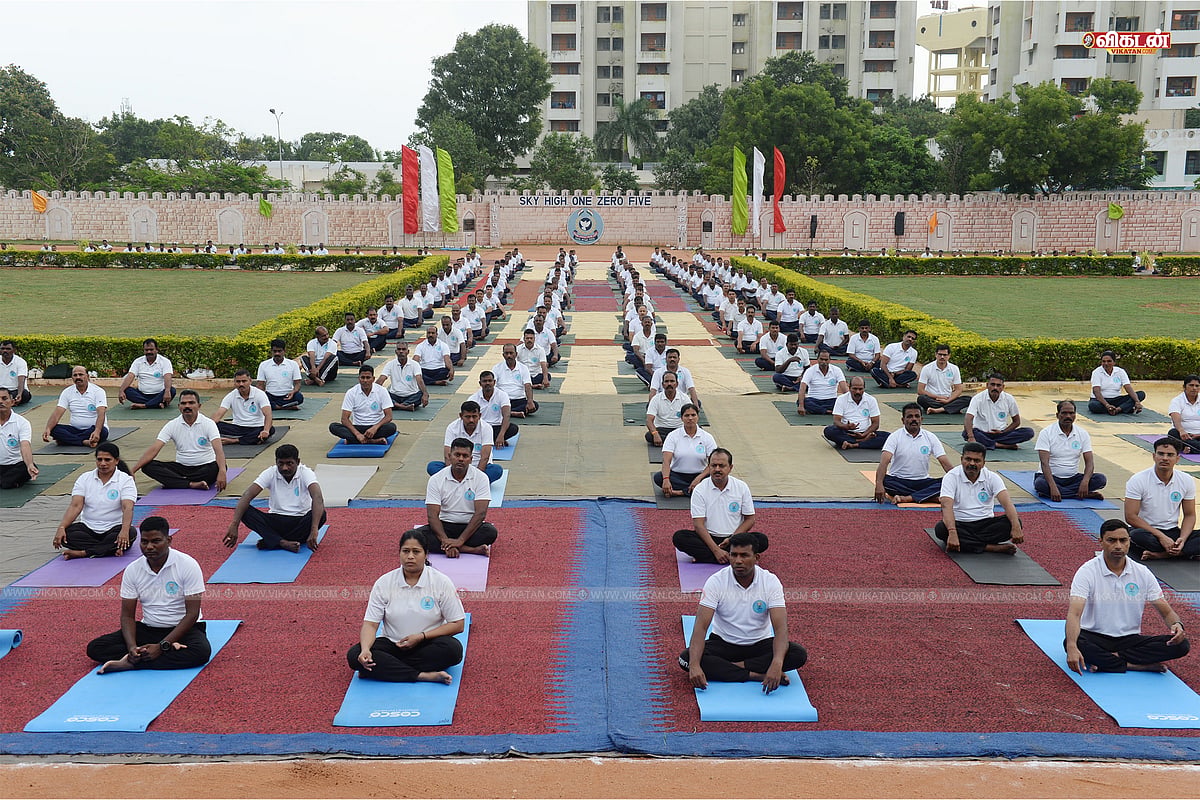 Yoga Day: கோவையில் சர்வதேச யோகா தின நிகழ்ச்சி; மத்திய அதிவிரைவுப்படையினர் பங்கேற்பு | Photo Album