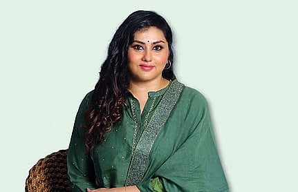 Yoga: கரீனா கபூர் வந்த பிறகுதான் யோகா... என் குழந்தைகளுக்கு ஸ்பைடர் மேன் தெரியாது; ஆனா...&rdquo; - நமீதா