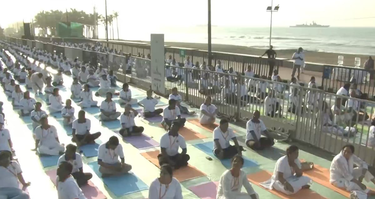 Yoga Day: யோகா வெறும் உடற்பயிற்சி அல்ல; அது ஒரு வாழ்க்கை முறை - பிரதமர் மோடி பேச்சு