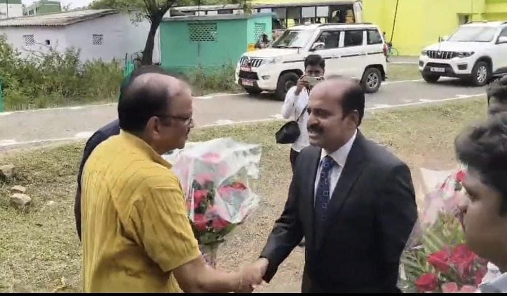நெல்லை: பாதுகாக்கப்பட்ட வனப்பகுதியாகிறது மாஞ்சோலை; ஆய்வு செய்த மத்தியக் குழுவினர்!