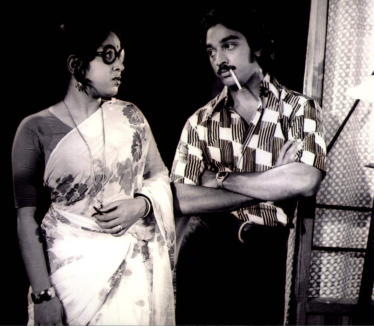 Retro நாயகிகள் 09: `நான் நடிகையானதுக்குக் காரணம் அந்த டீக்கடை தான்’ - நடிகை சுமித்ரா பர்சனலஸ்!