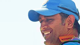 'Captain Cool' என்ற பெயரை வர்த்தக முத்திரையாக பதிவு செய்த தோனி!