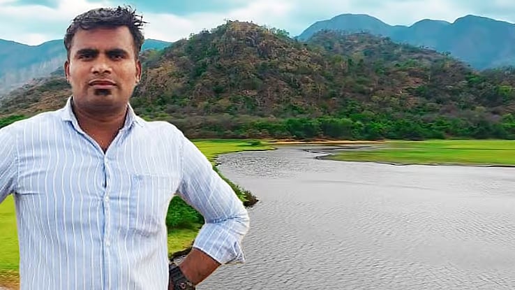 கூமாபட்டியை விட்டுட்டு சென்னையில்  தங்கப்போறேன்; ஏன்னா! - வைரல் இளைஞர் தங்கபாண்டி பேட்டி
