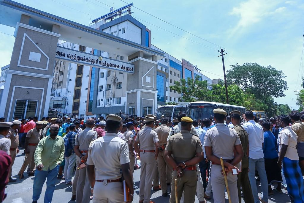 ``அனாதை-பிணம்-போல-கெடக்கட்டும்..---வெடி-விபத்தில்-நிவாரணம்-கேட்டு-போராடிய-மக்களை-மிரட&