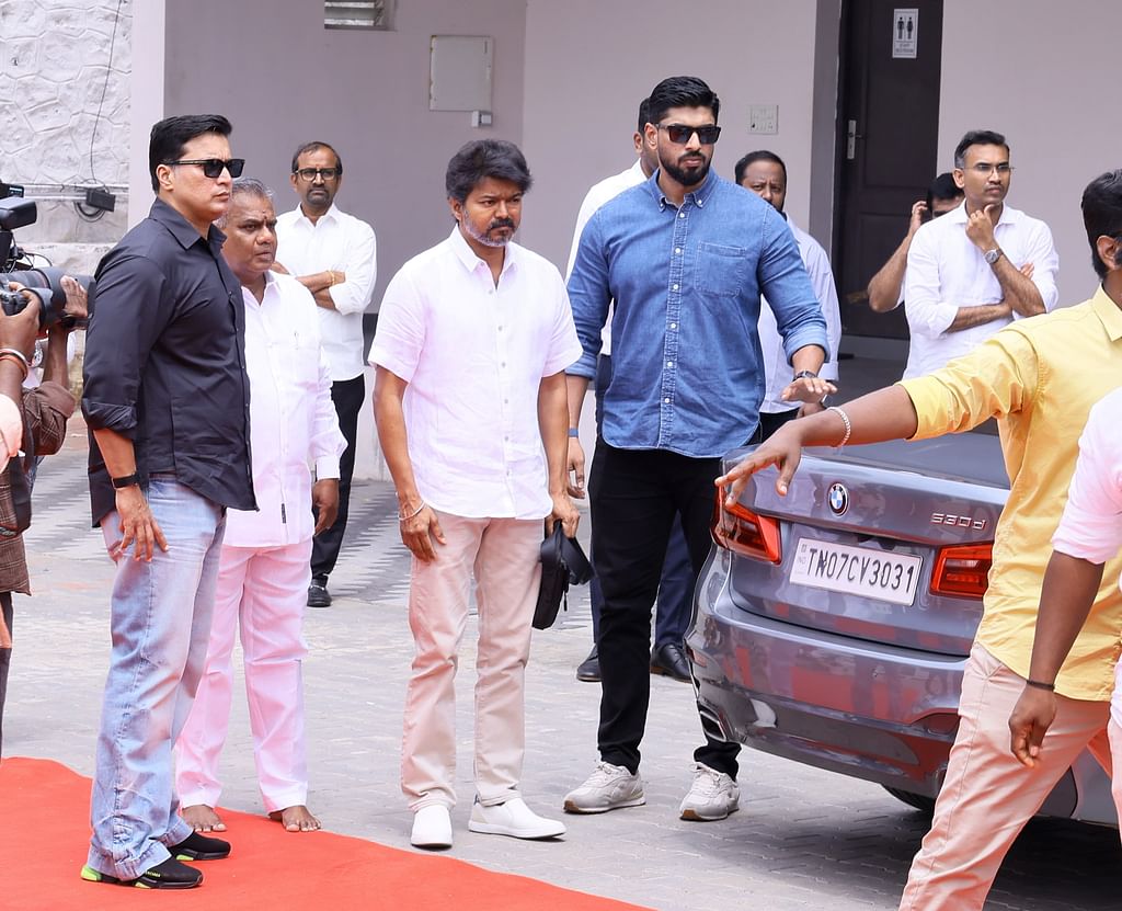 விஜய்