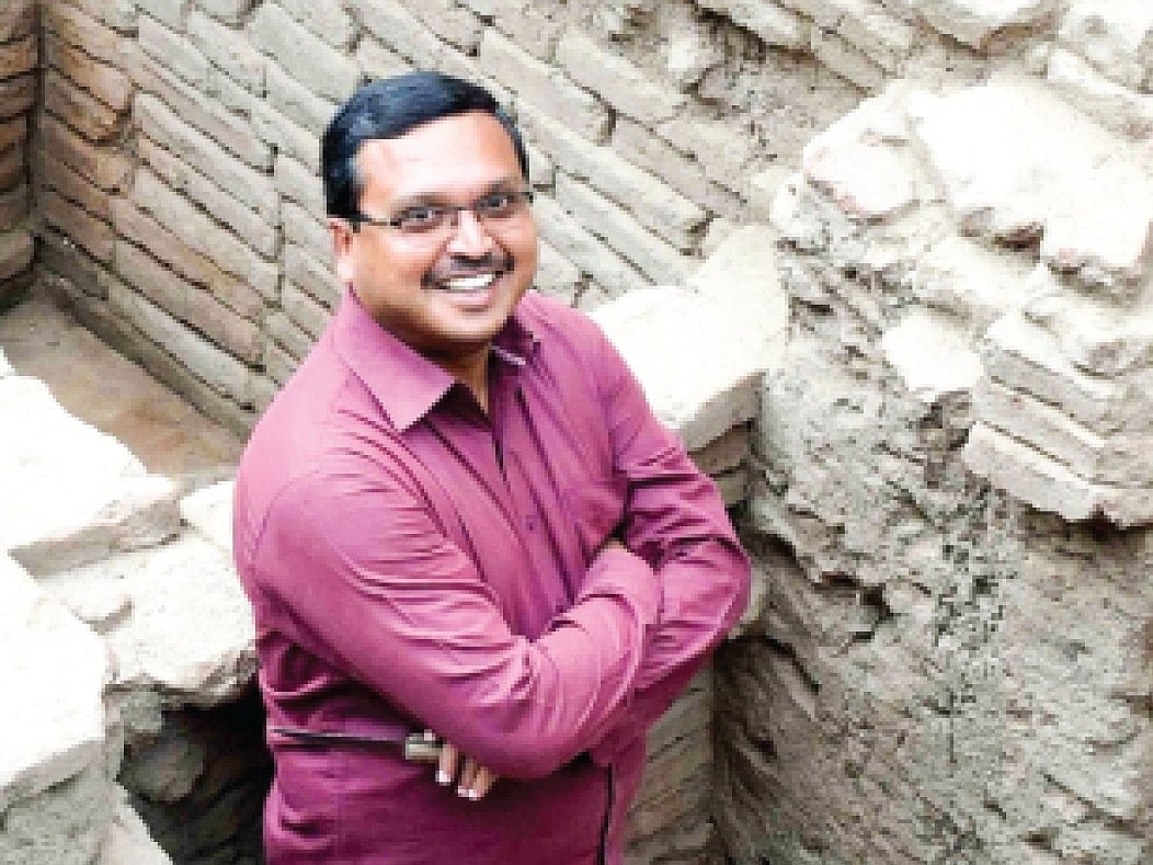 கீழடி: தொல்லியல் ஆய்வாளர் ராமகிருஷ்ணன் தயாரித்த ஆய்வறிக்கை; ASI-யை நாடி வெளியிட தமிழக அரசு முடிவா?