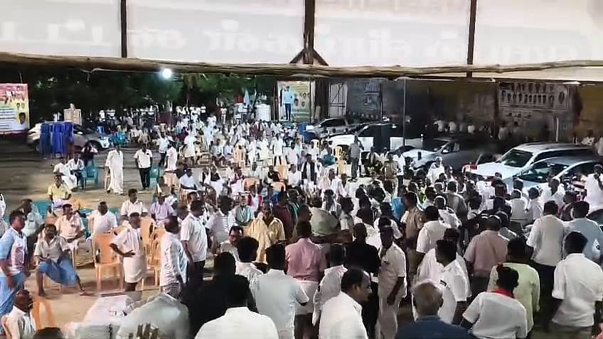 `மீடியா பெர்சன் கெட் அவுட் - மேடையில் கத்திய வைகோ; தாக்கப்பட்ட பத்திரிகையாளர்கள்.. என்ன நடந்தது?