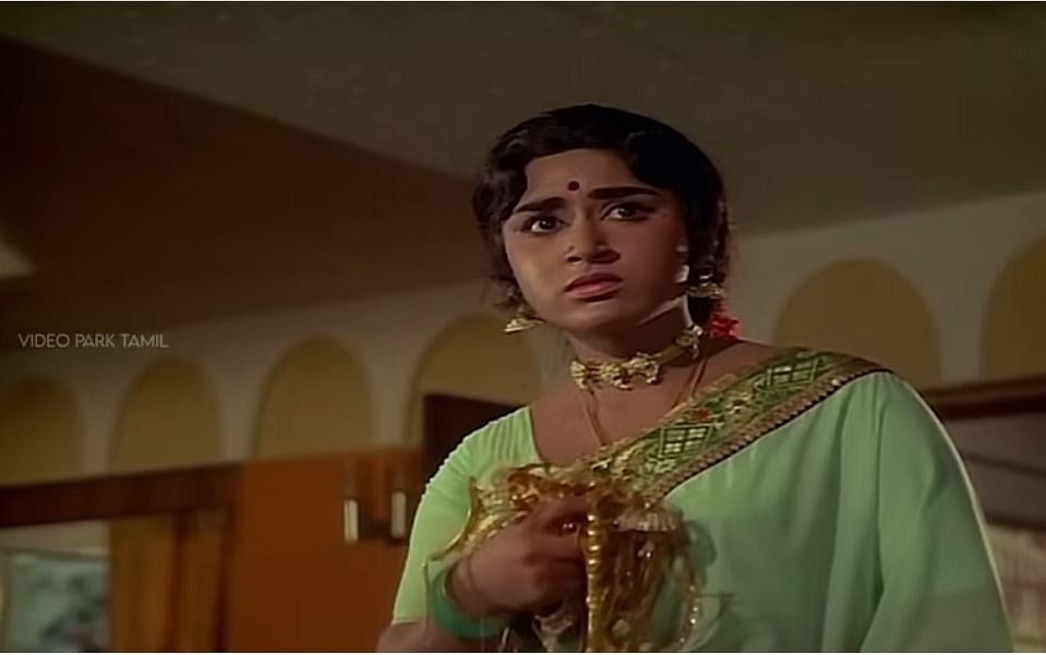 தங்கப்பதக்கம் படத்தில் நடிகை பிரமிளா