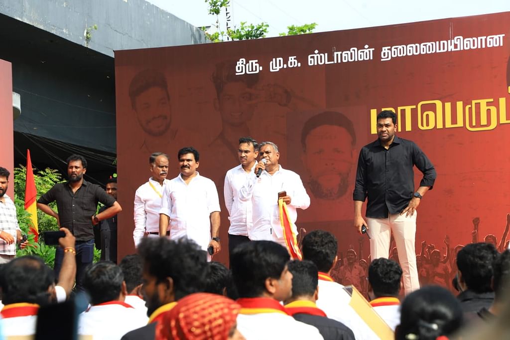 ஆனந்த்